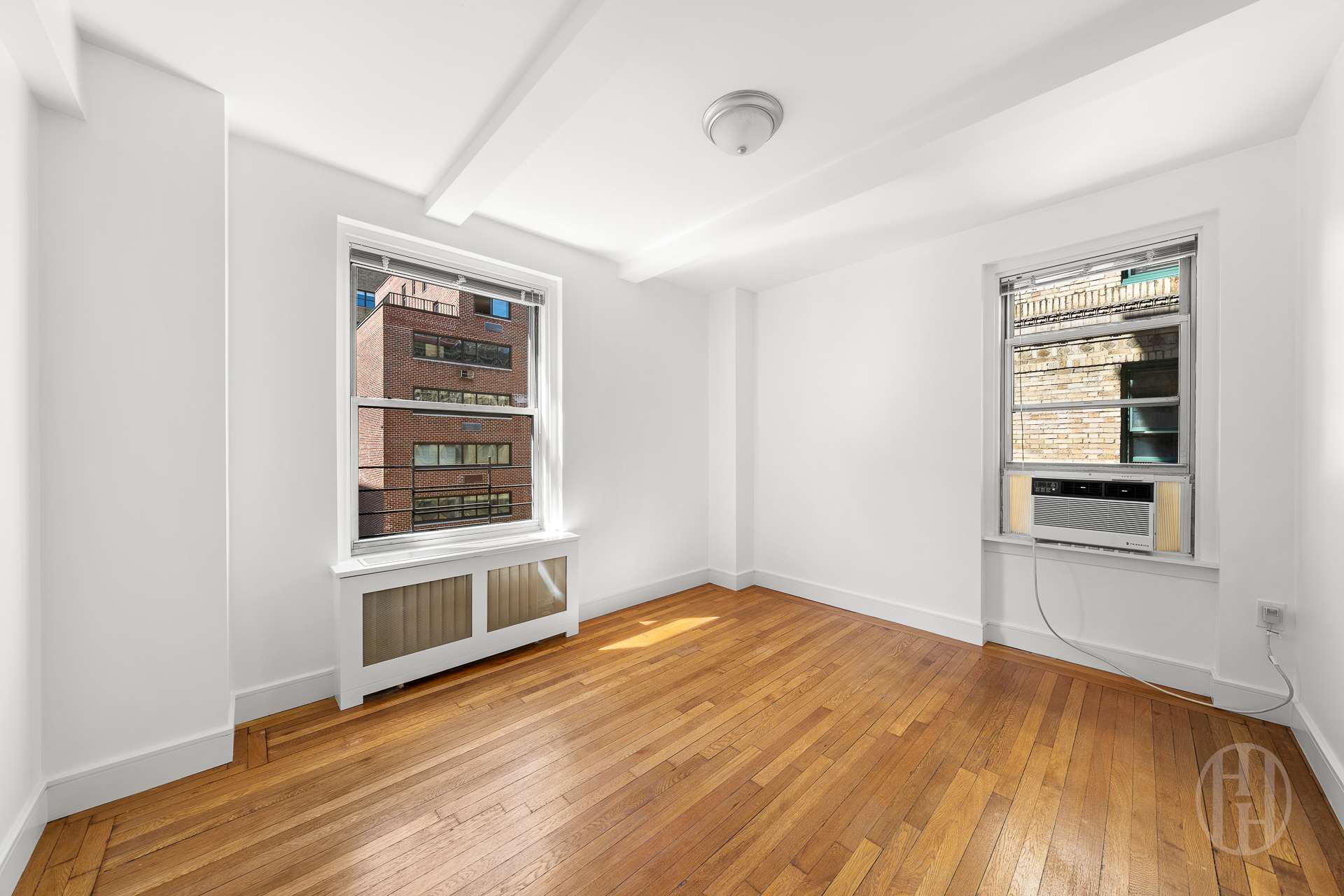 325 West 45th Street 807 Clinton New York NY 10036