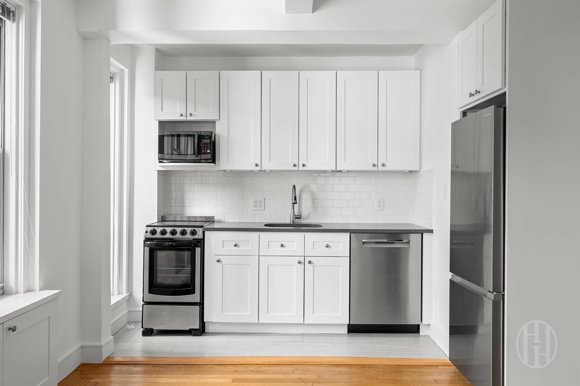 325 West 45th Street 807 Clinton New York NY 10036