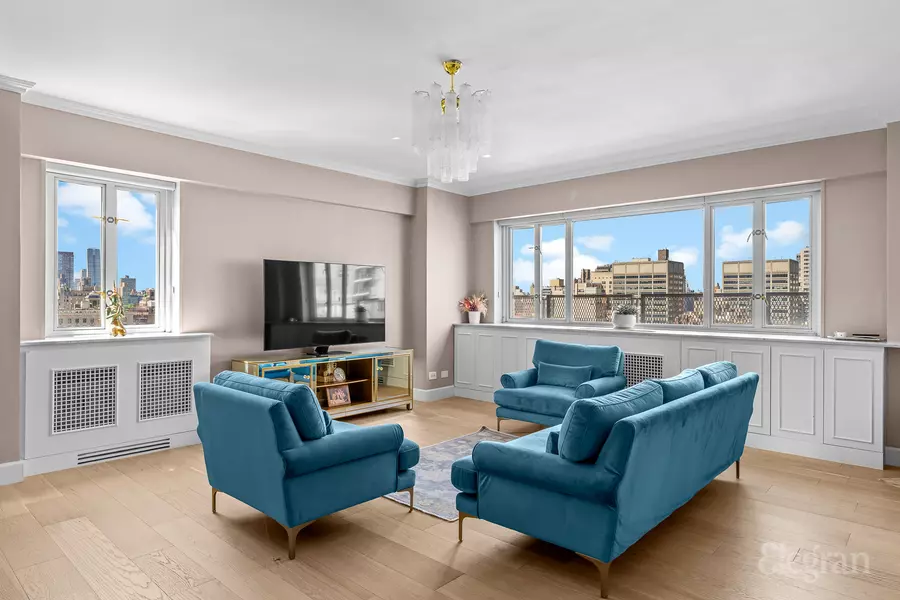 166 E 63rd St #20A, New York, NY 10065