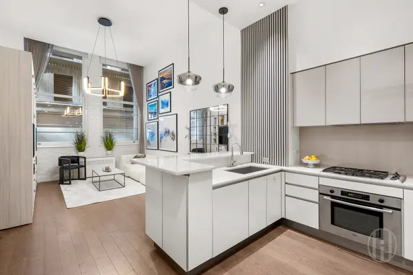 25 Broad St ## 4K, New York, NY 10004