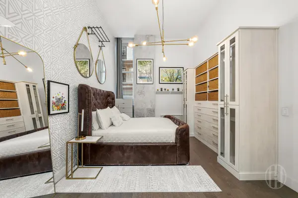 25 Broad St ## 4K, New York, NY 10004
