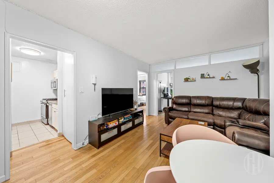 345 E 80th St #3H, New York, NY 10075-0004