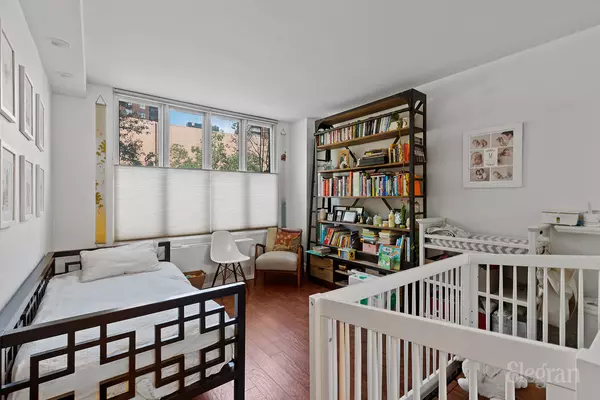 New York, NY 10011,344 W 23rd St #1B