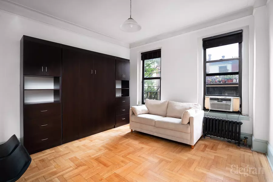 317 E 18th St #3E, New York, NY 10003-2769