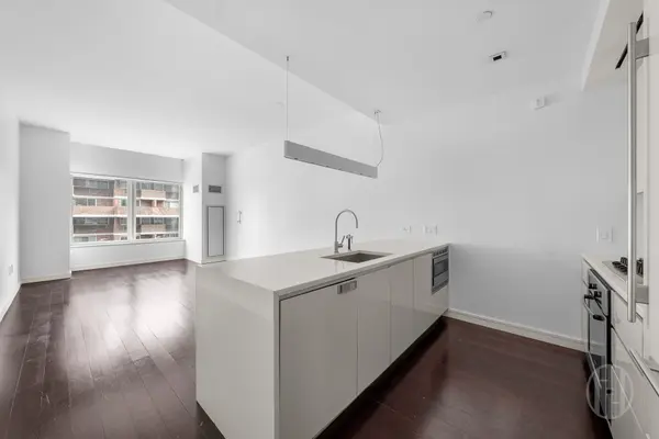 300 E 23rd St #6A, New York, NY 10010-4776