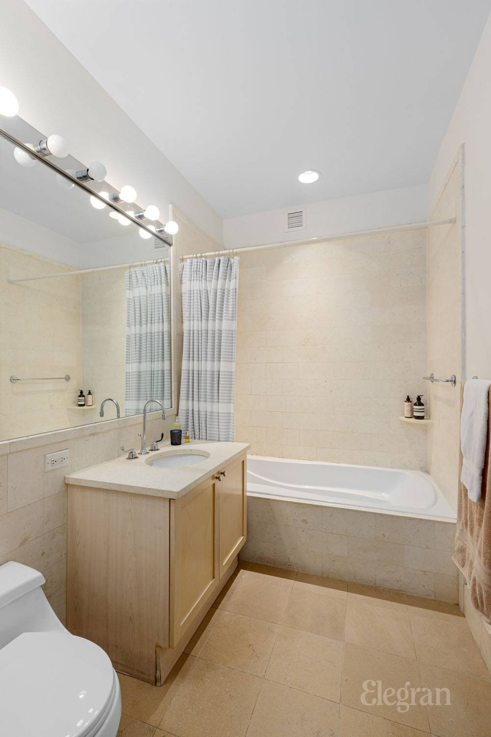 252 Seventh Avenue Chelsea New York NY 10001
