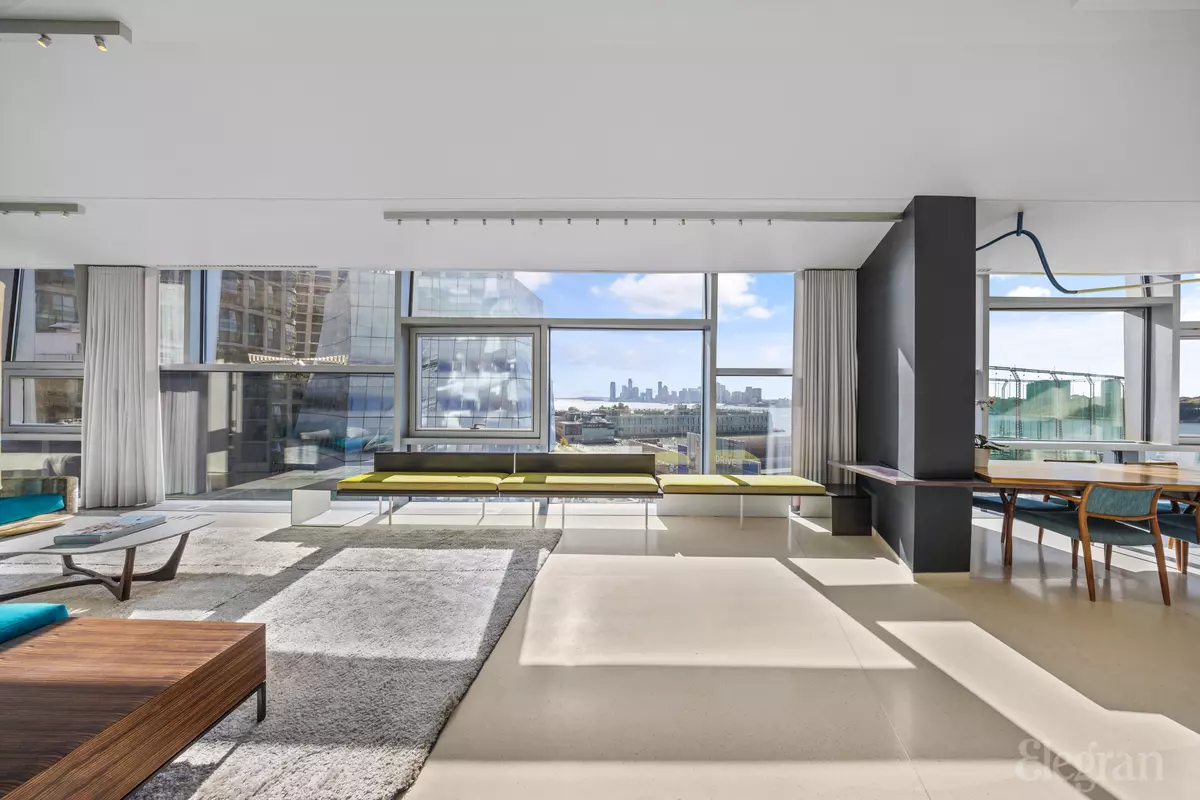 New York, NY 10011,100 11th Ave #11B