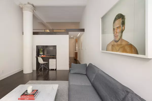 39 E 12th St #308, New York, NY 10003