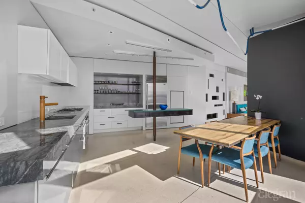 New York, NY 10011,100 11th Ave #11B