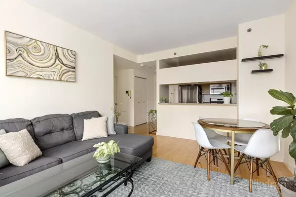 New York, NY 10016,250 E 30th St #6D