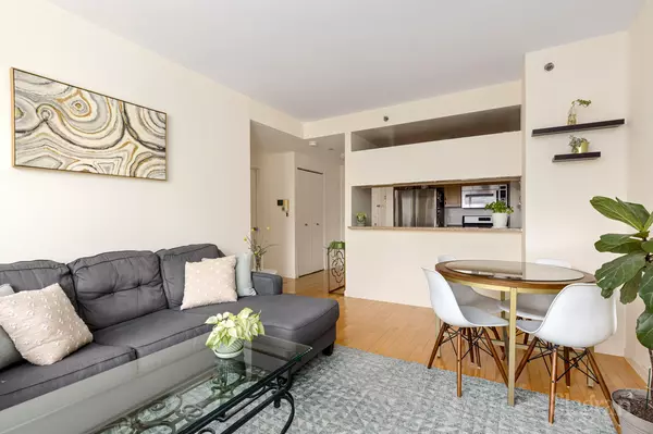 New York, NY 10016,250 E 30th St #6D