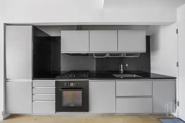 115 Norfolk St #503, New York, NY 10002