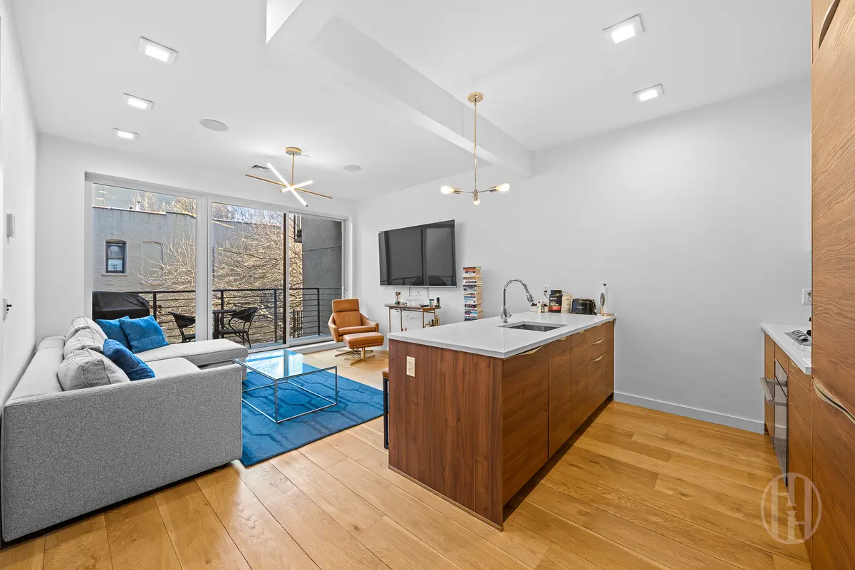 792 Classon Ave #3R, Brooklyn, NY 11238