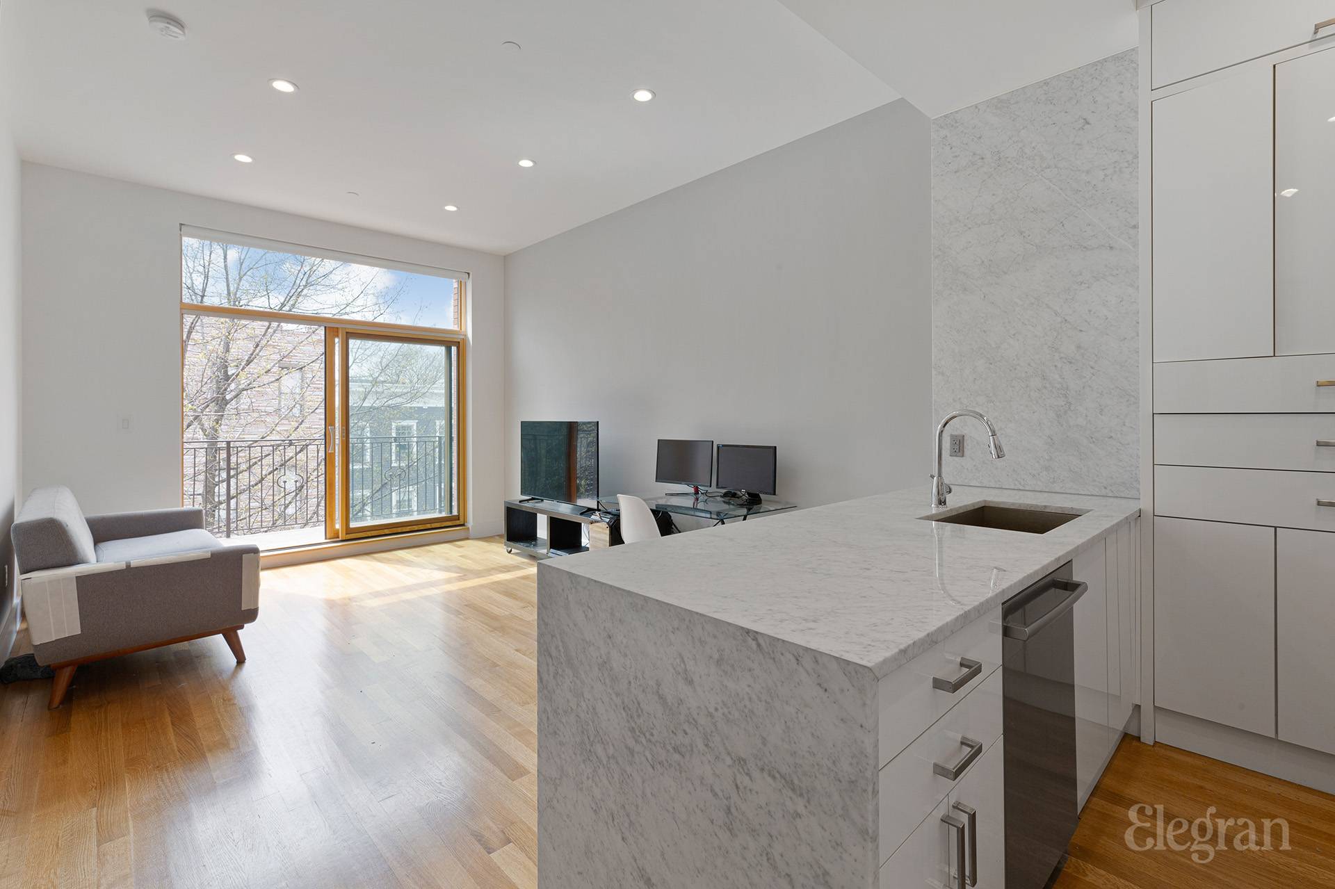 548 Leonard Street Greenpoint Brooklyn NY 11222