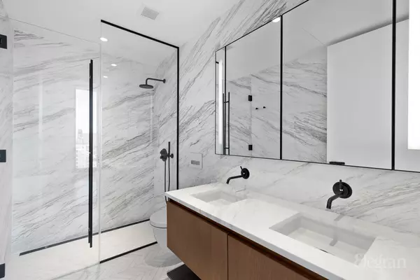 New York, NY 10013,570 Broome St #20B