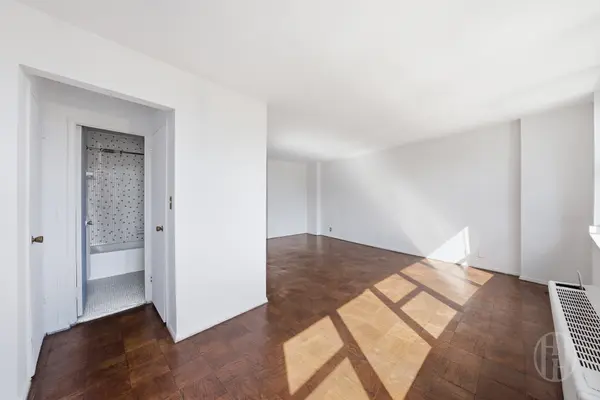 225 E 36th St #19-D, New York, NY 10016