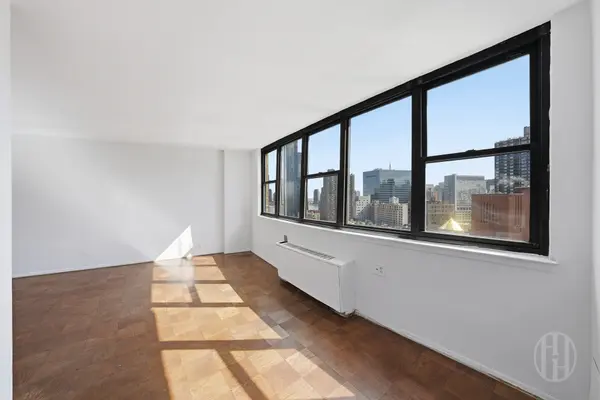 225 E 36th St #19-D, New York, NY 10016