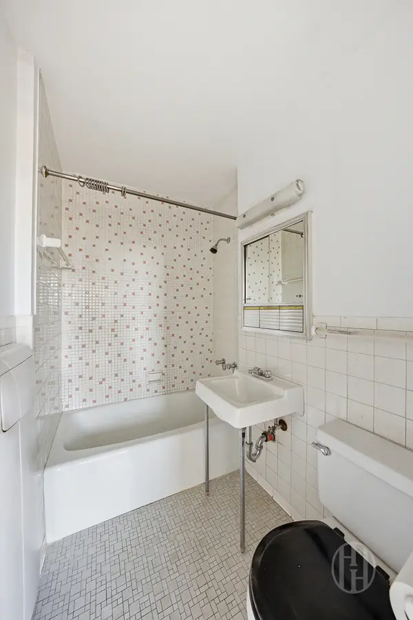 225 E 36th St #19-D, New York, NY 10016