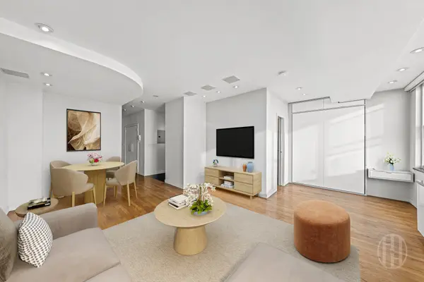 155 E 34th St #20K, New York, NY 10016