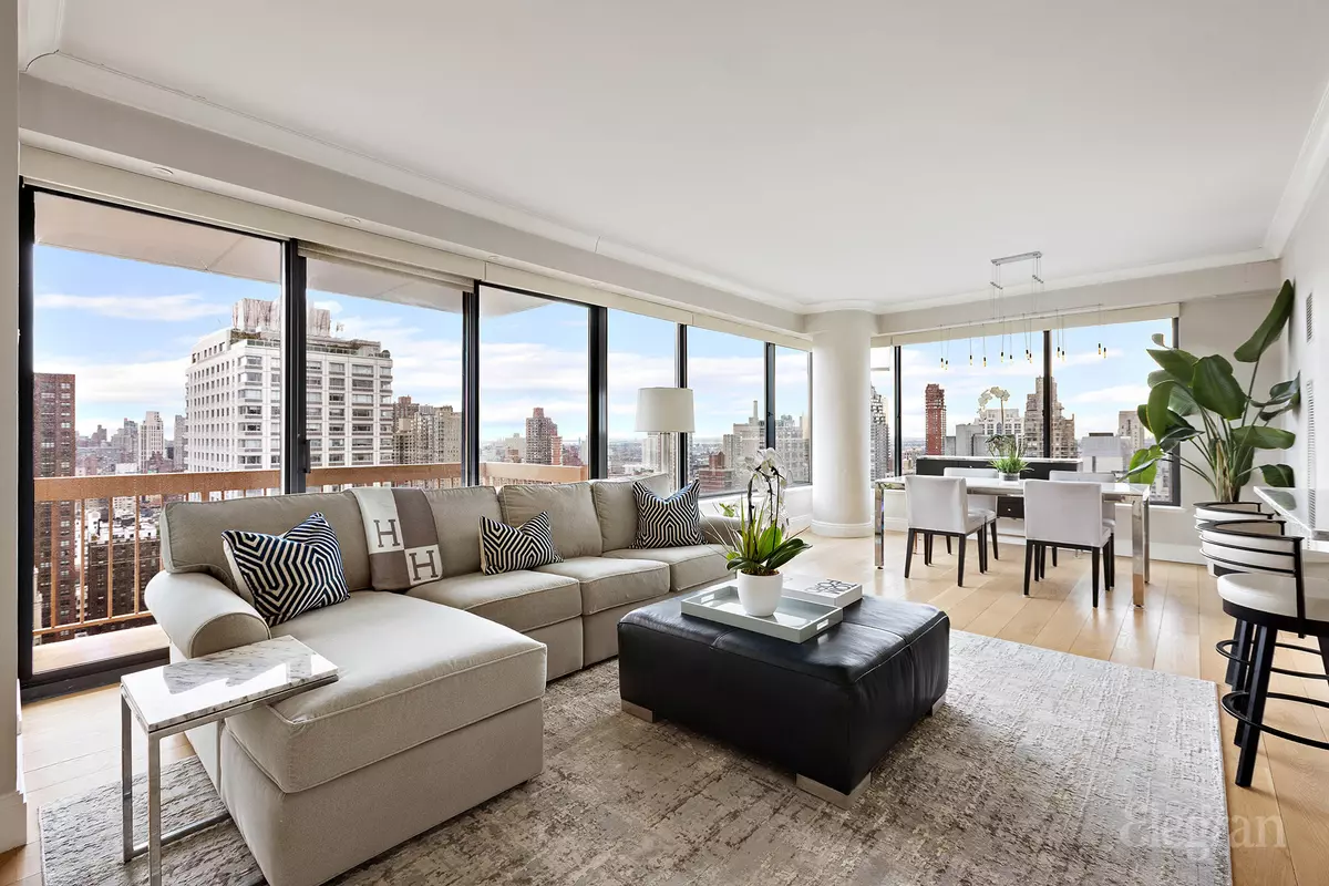 New York, NY 10021,200 E 69th St #28B