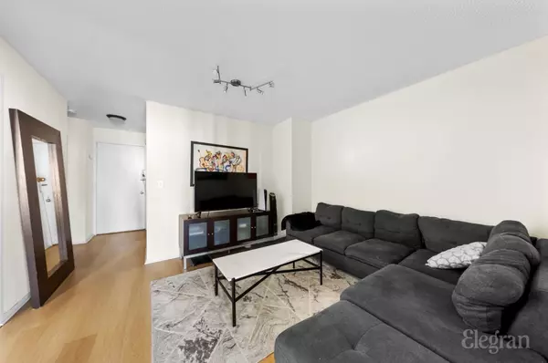 330 E 38th St #34F, New York, NY 10016