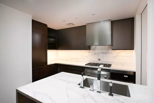 New York, NY 10069,1 West End Ave #17E