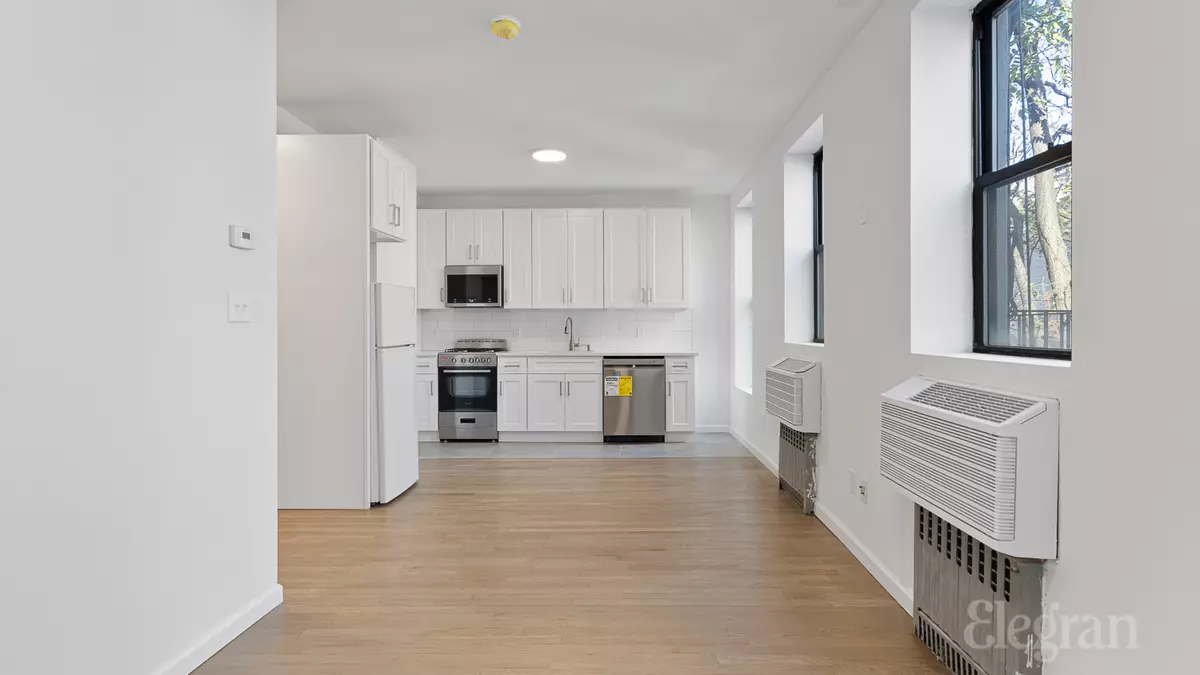 New York, NY 10002-2267,164 Orchard St #4E