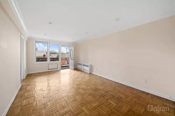 New York, NY 11375,67-50 Thornton Pl #1F