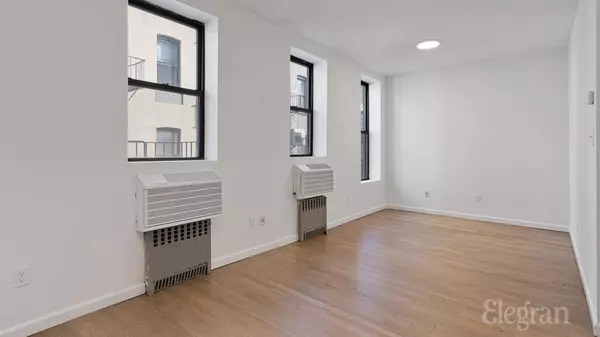 New York, NY 10002-2267,164 Orchard St #4E