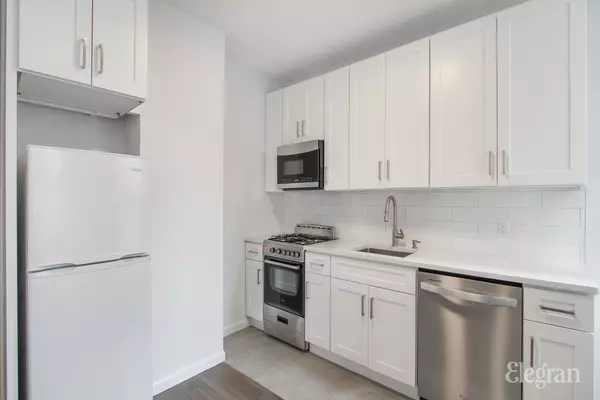 New York, NY 10002-2209,164 Orchard St #3E