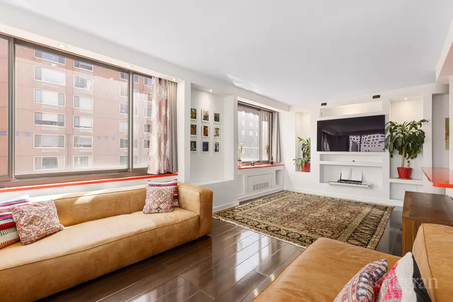 300 Albany St #7i, New York, NY 10280