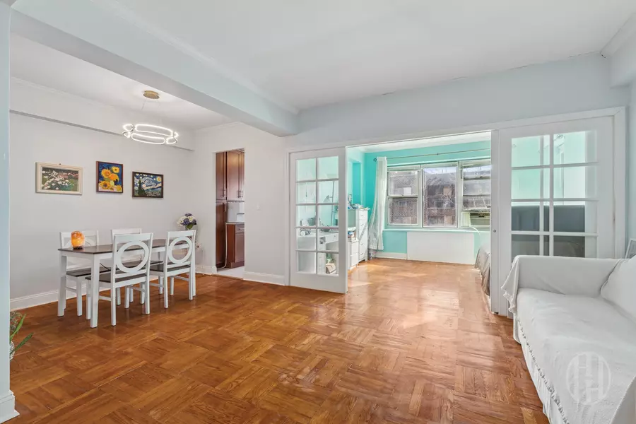 63-33 98th Pl #6Q, Rego Park, NY 11374