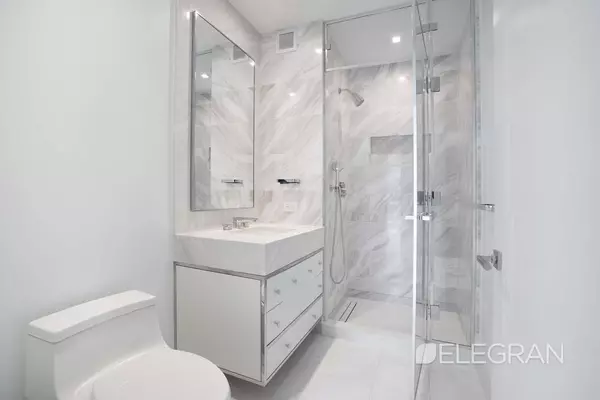 New York, NY 10022,138 E 50th St #18D