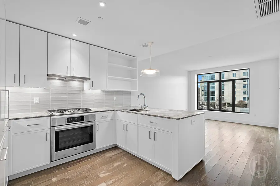 10 Lenox Ave #4D, New York, NY 10026