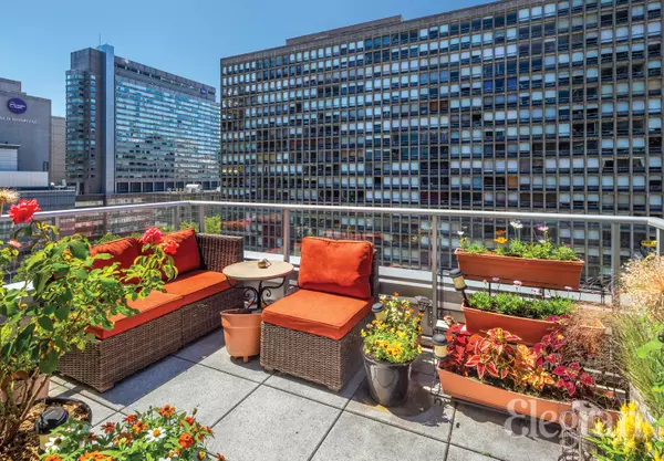 303 E 33rd St #PHD, New York, NY 10016