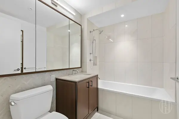 10 Lenox Ave #4D, New York, NY 10026