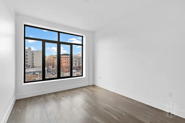 10 Lenox Ave #4D, New York, NY 10026