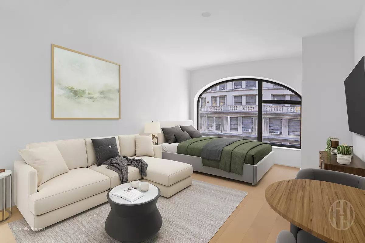 New York, NY 10038-2617,130 William St #16A