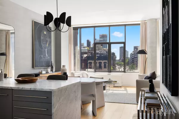 210 Lafayette St #5A, New York, NY 10012-4018