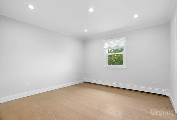 Pleasantville, NY 10570,38 Meadow Ln #2