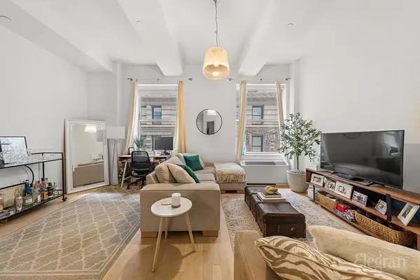 New York, NY 10005-1923,15 Broad St #1822