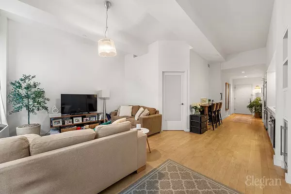 New York, NY 10005-1923,15 Broad St #1822