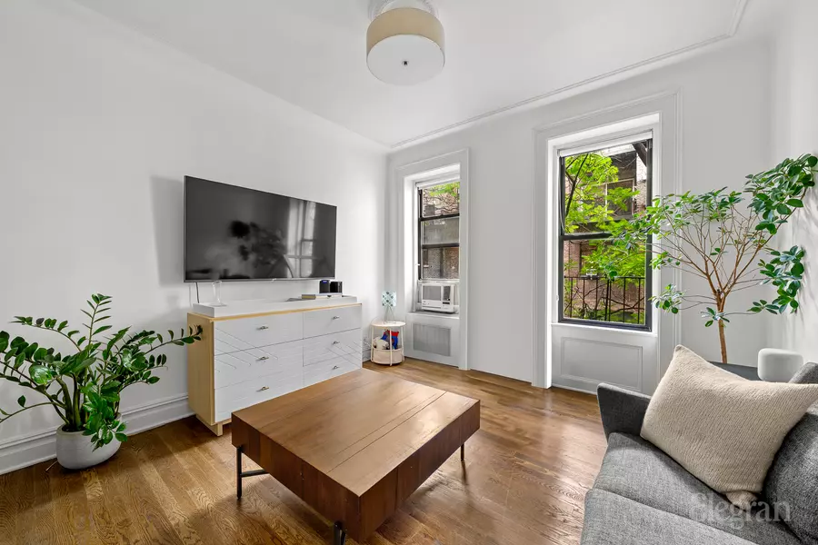 324 W 83rd St #2S, New York, NY 10024