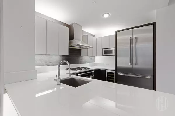 New York, NY 10036,247 W 46th St #1502