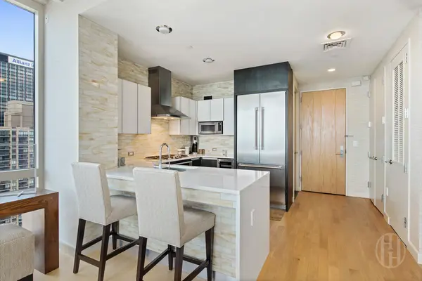 247 W 46th St #3801, New York, NY 10036