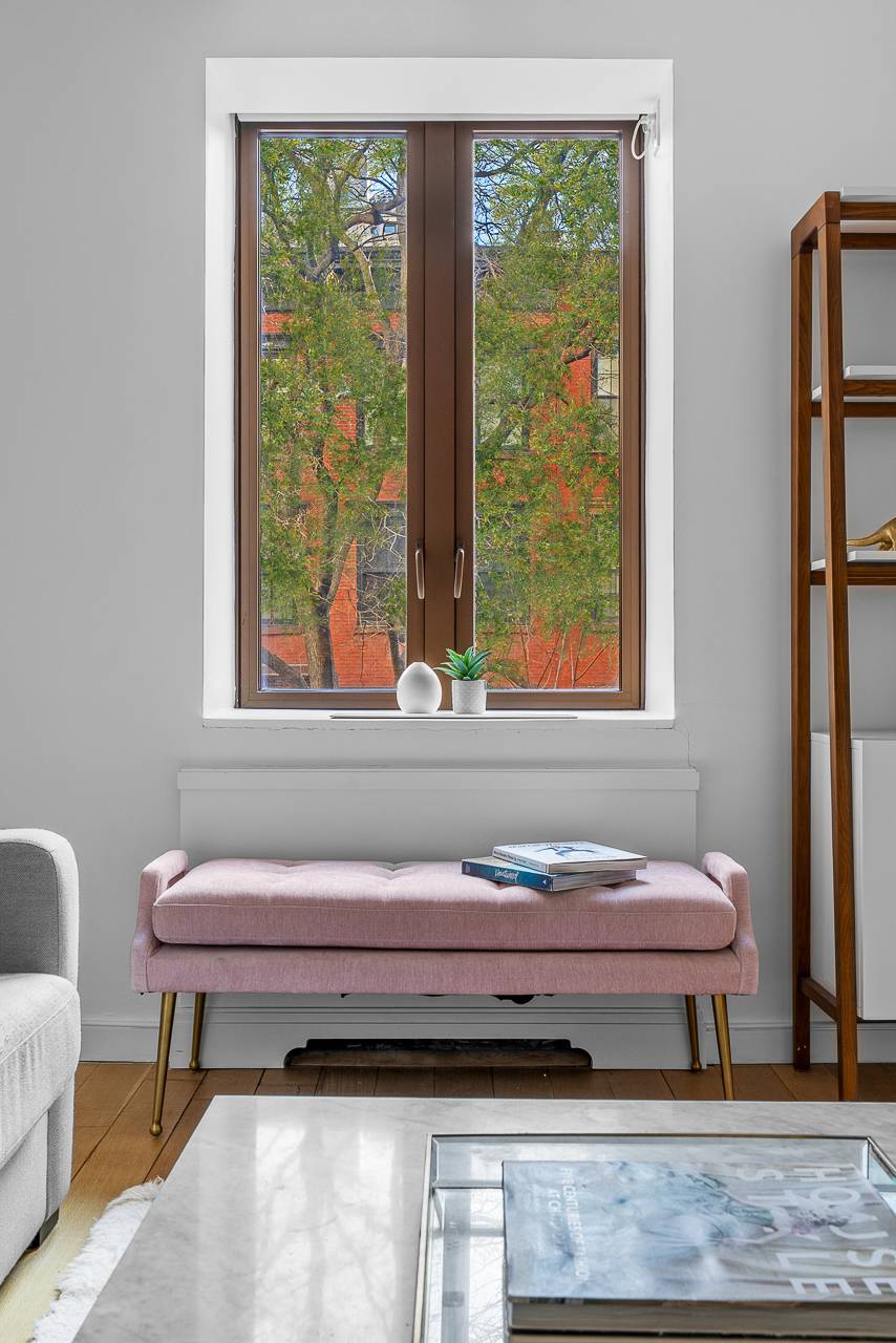 225 East 19th Street 203 Gramercy Park New York NY 10003