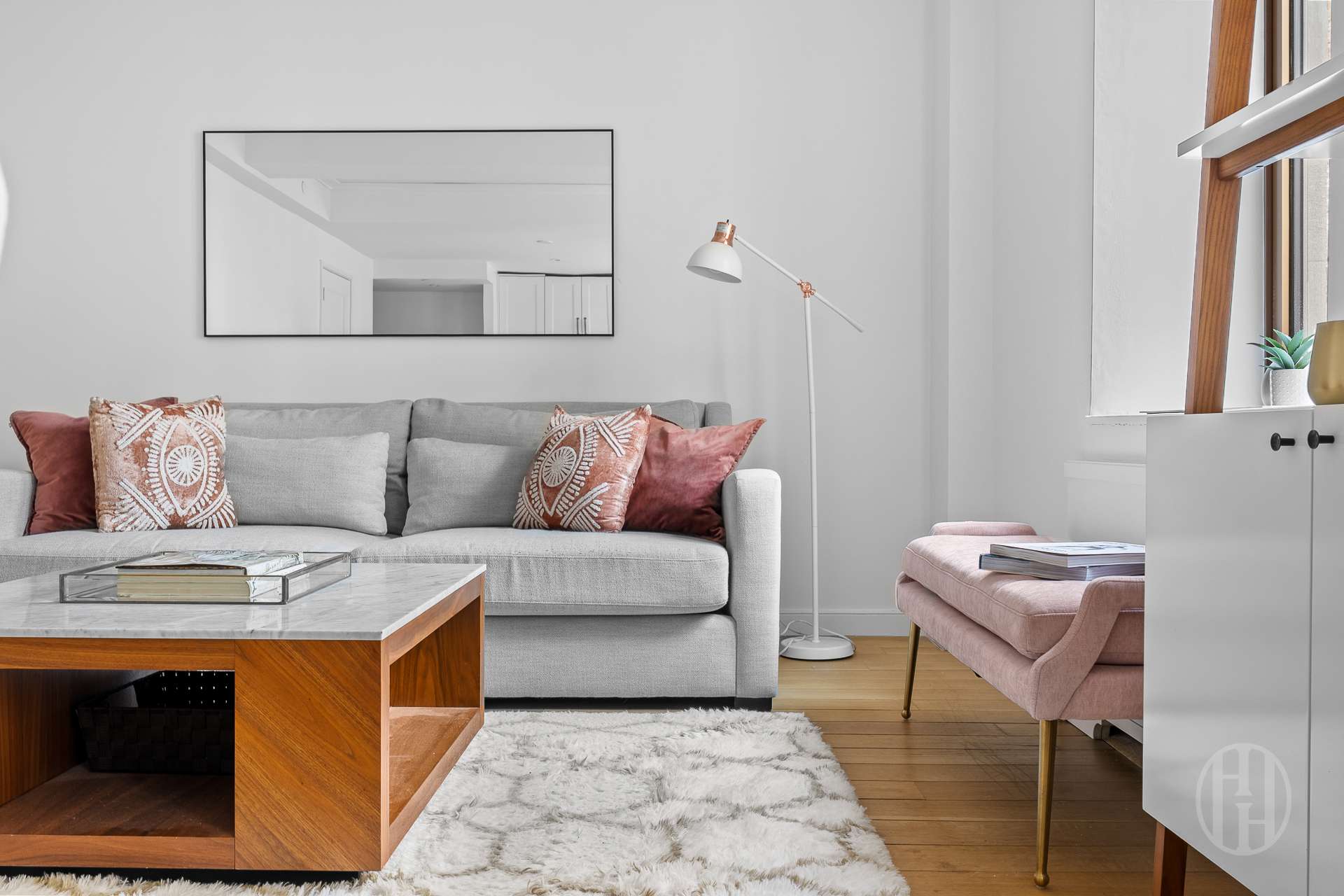 225 East 19th Street 203 Gramercy Park New York NY 10003