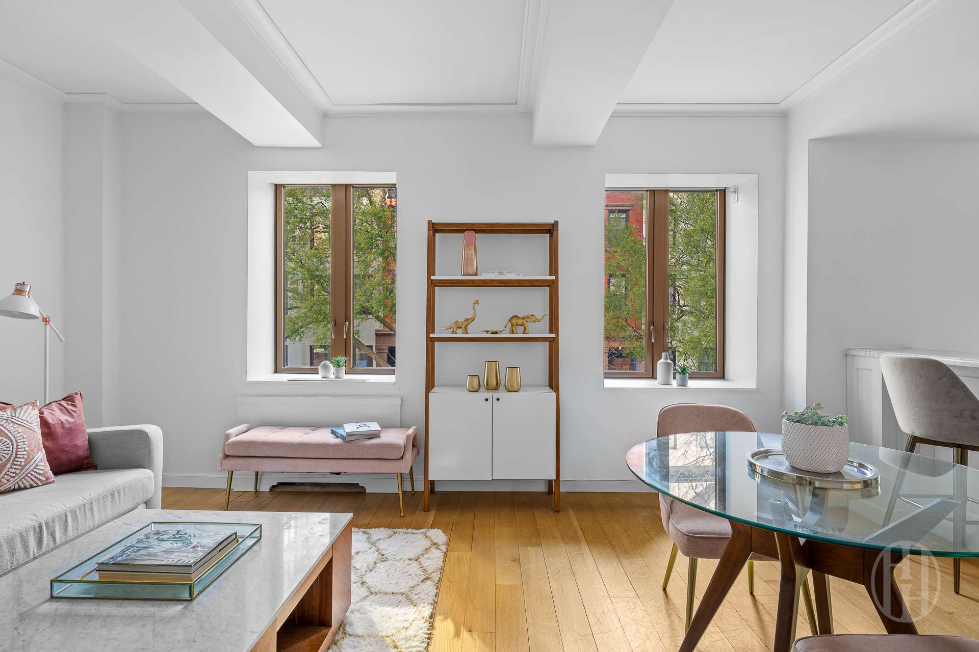 225 East 19th Street 203 Gramercy Park New York NY 10003