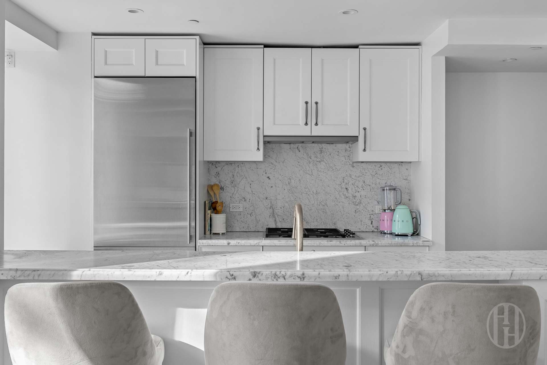 225 East 19th Street 203 Gramercy Park New York NY 10003