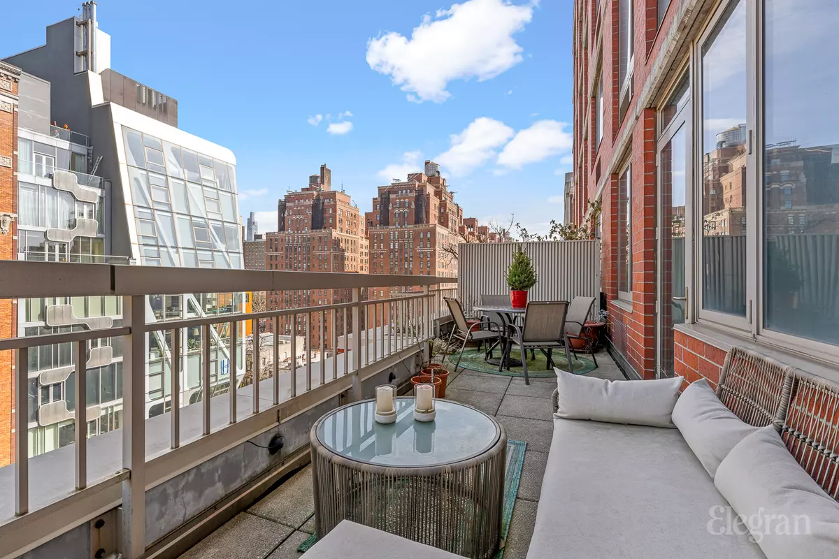 New York, NY 10011,520 W 23rd St #11D